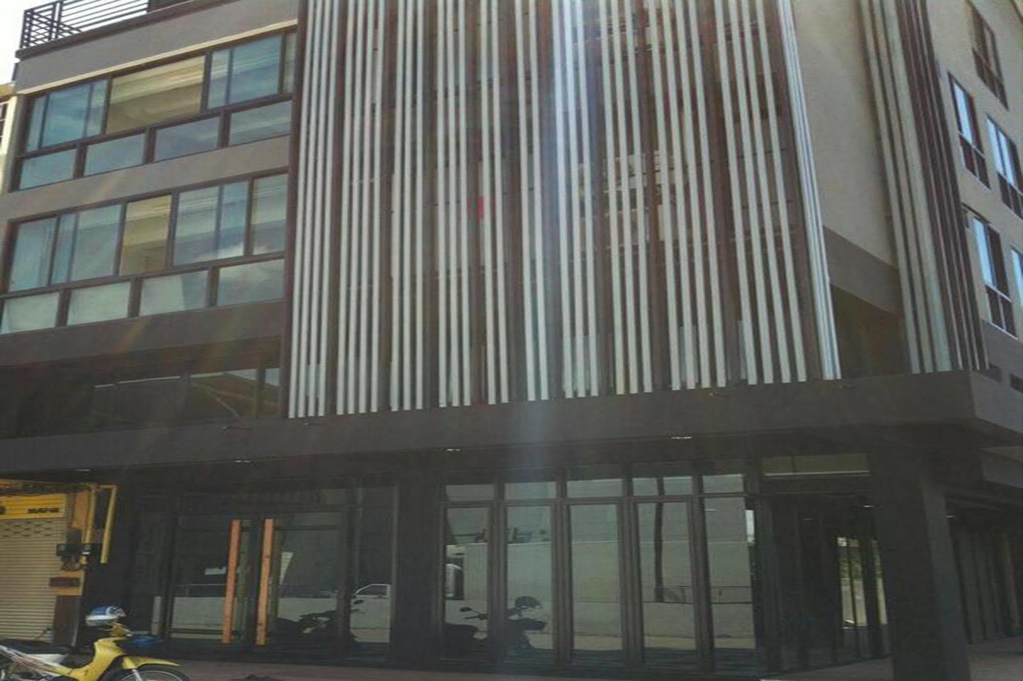 The Logbook Room And Cafe' Chonburi Exterior photo